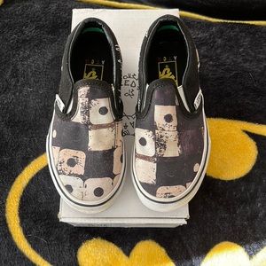 Vans 10.5 A Tribe Called Quest Slip Ons